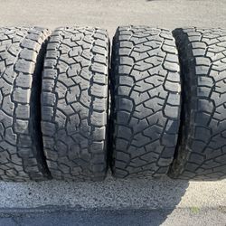 (4) 35x12.50R17 Toyo All Terrain AT3
