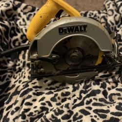 DeWALT Skill Saw