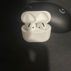 AirPods Gen 4
