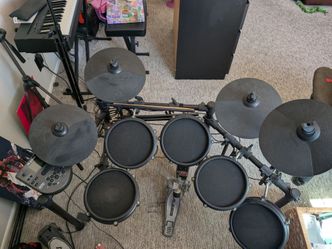 Alesis Nitro Mesh drum kit