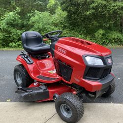 Craftsman Riding Lawnmower 