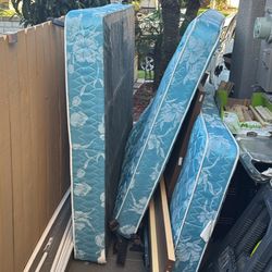 Single And Queen Mattress 