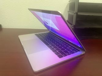 Strong MacBook Pro - Touch Bar - 13 inch