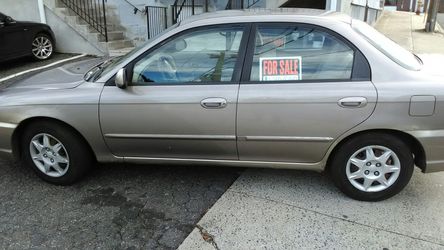 Kia spectra 2003 with 124,000 miles. No mechanical issues 1 owner no check engine lights runs very good