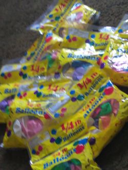 1/4lb LARGE ASSORTED PARTY BALLONS