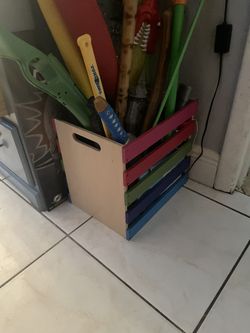 Book Magazine Holder