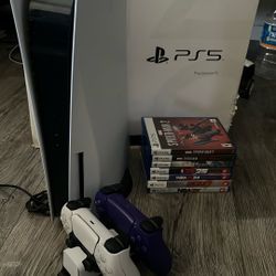 PS5 Disc + Controllers