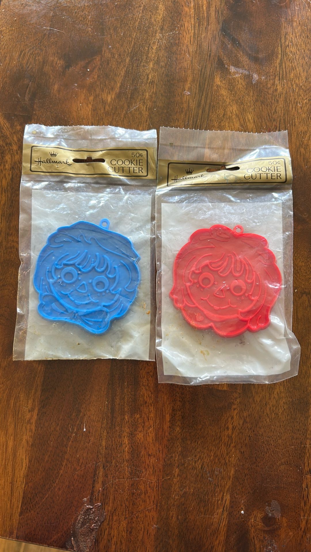 1970s Vintage Raggedy Ann & Andy Cookie Cutters Unopen