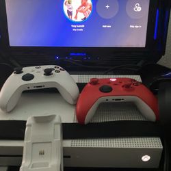 Xbox One S With Monitor And Controllers