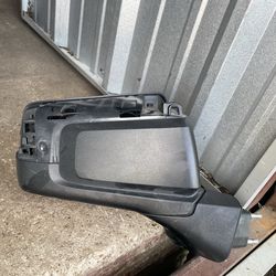 MIRROR  ESPEJO DERECHO 2019-2025 CHEVROLET SILVERADO