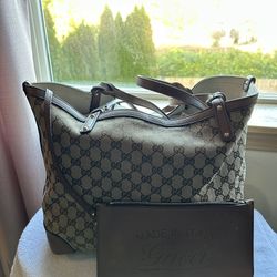 GUCCI Brown GG Canvas Bag