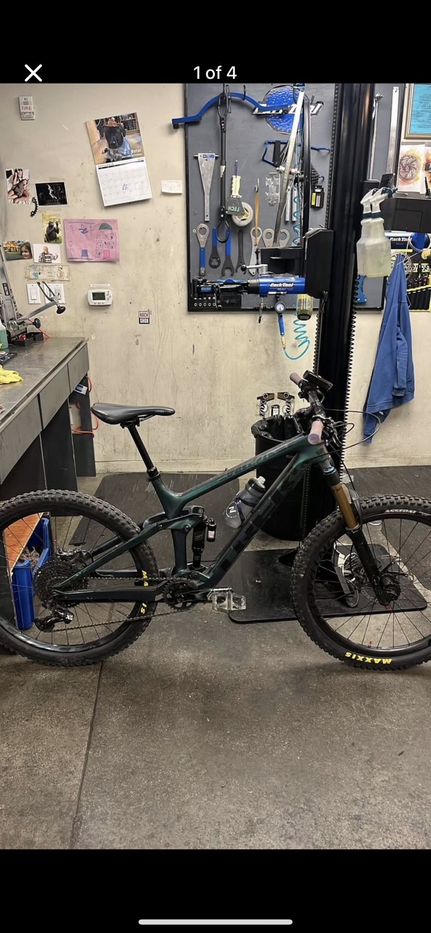 STOLEN $1000 REWARD 2020 Trek Remedy 9.9 Project One