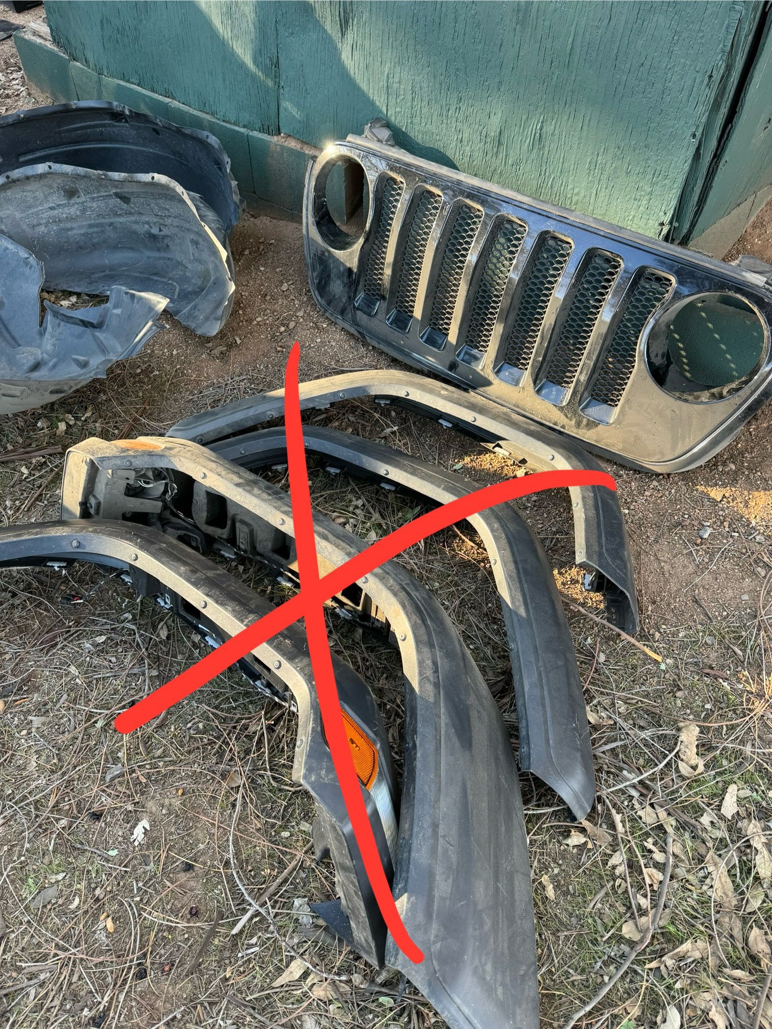 Jeep Grill And Wheel Well Liners 