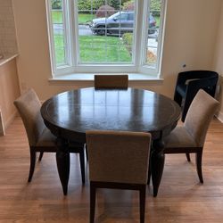 Dining Room Table & 4 Chairs