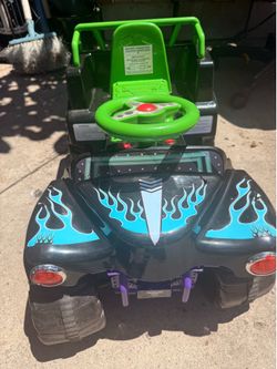 6V Grave Digger Ride on Car Monster Truck Monster Jam