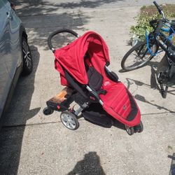 Jogging Stroller With Extras