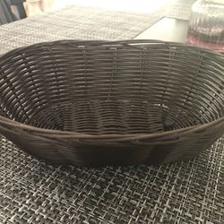 Wicker bread serving baskets