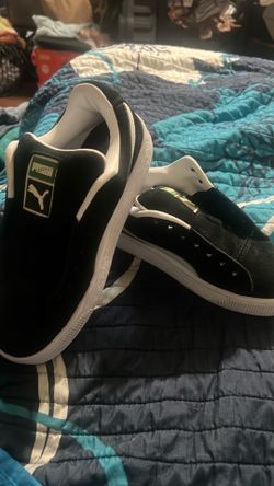 Puma suede xl  size 5 black and white  new