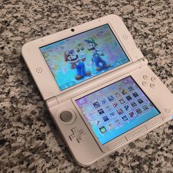 Nintendo 3ds XL Pearl White Custom Video Game Console 