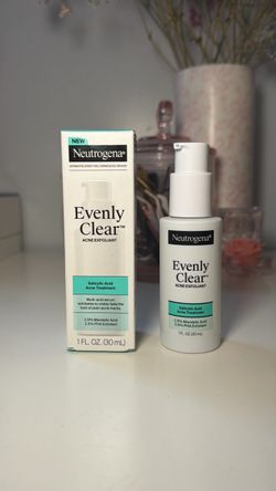 Neutrogena Evenly clear acne exfoliant