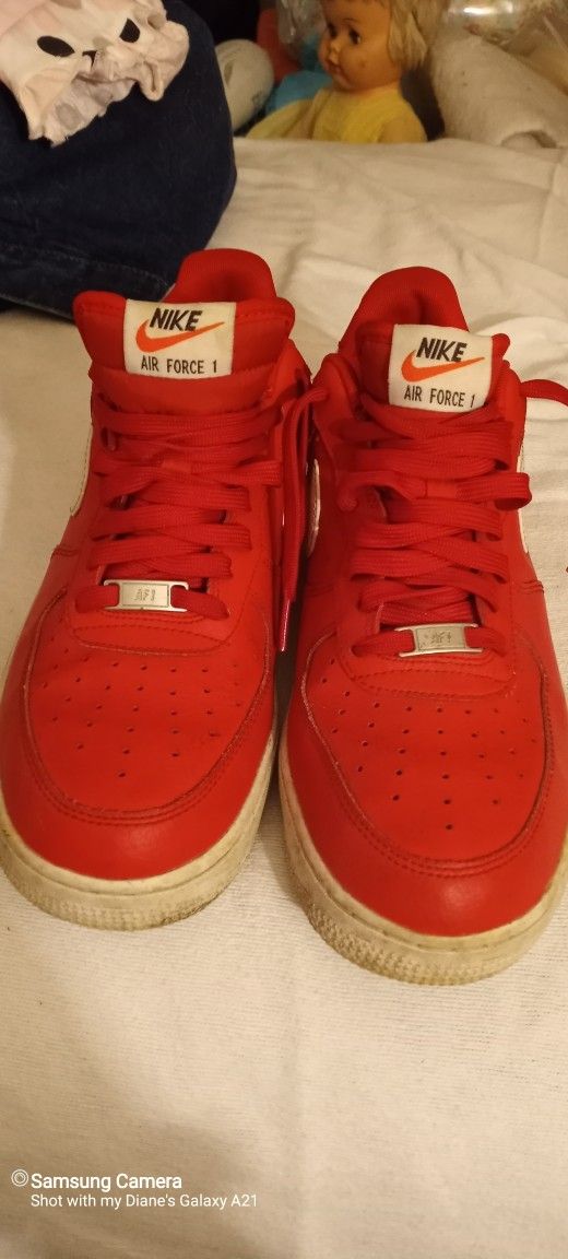 Nike Air Force 1 Tennis Shoes 