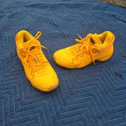 Crayola x Adidas D.O.N. Issue #2 Solar Gold basketball sz 8.5 US