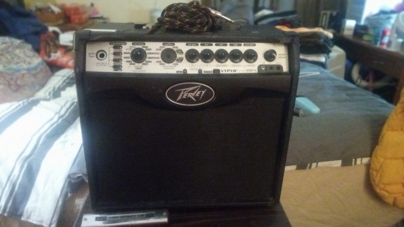 Peavey Amp $40 Works Great 2x2x10