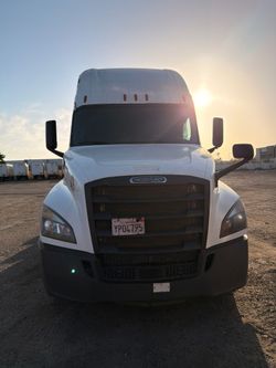 2020 Freightliner Cascadia