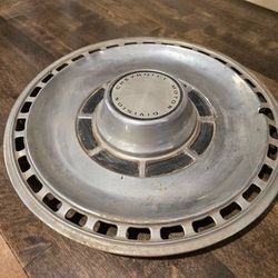1969 Chevelle 14" Hubcap 