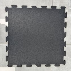 INTERLOCKING TILES - RUBBER FLOORING