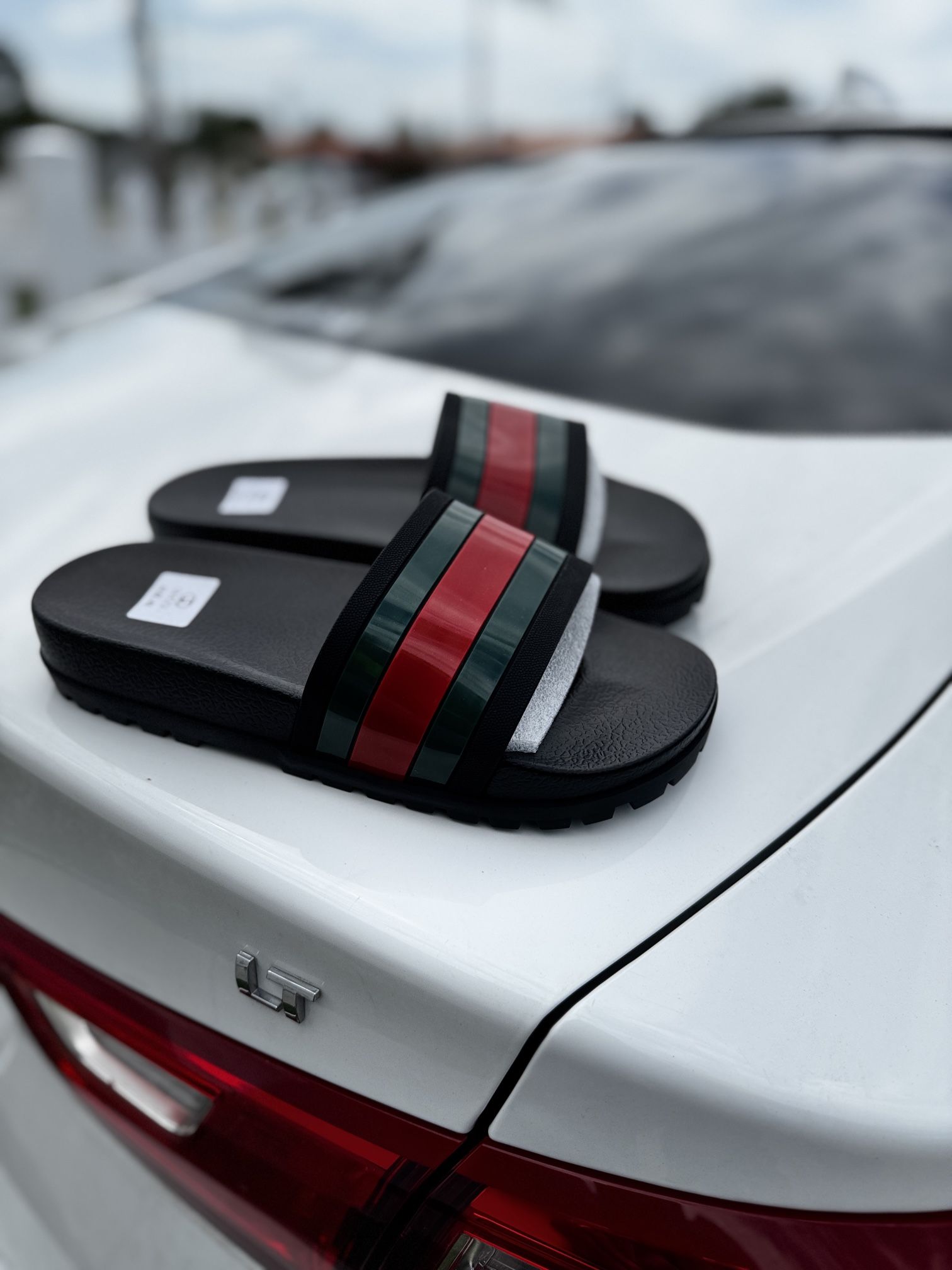 Men’s Gucci slides