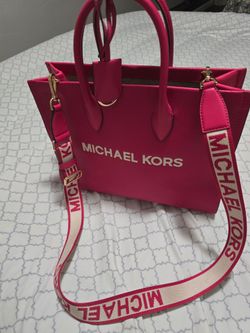 Bolsa MK  fushia color 45cm× 35cm