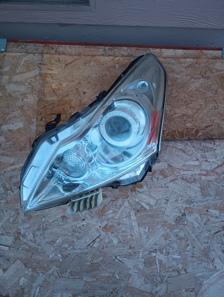 2010-2014 G37 2015-2016 Q40 Headlights