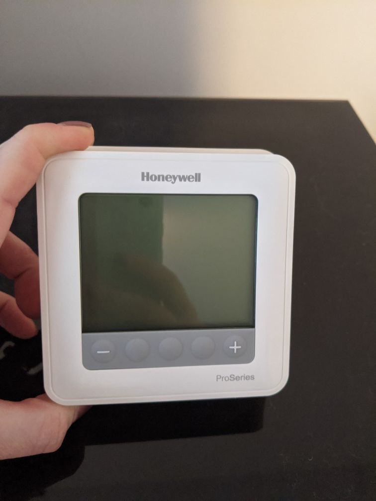 Honeywell Thermostats (I have 2 for sale)