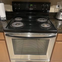 Frigidaire Stove Electric 