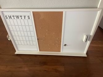 Organization/Calendar/White Board/Pin Wall