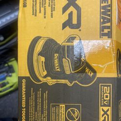Dewalt DCW210B Sander