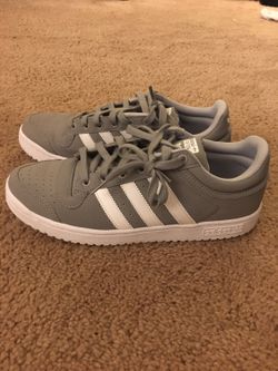 Size 7 Adidas