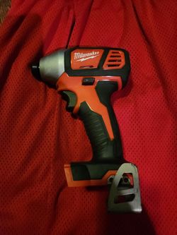 Milwaukee M18 impact drill