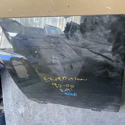 Ford Expedition Right Rear Door Glass 97 to 02 
