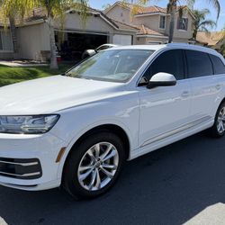 2018 Audi Q7 Premium Plus – Clean Title – Excellent Condition