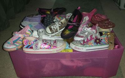Girls sizes shoes 5-10 only $3-$7 each