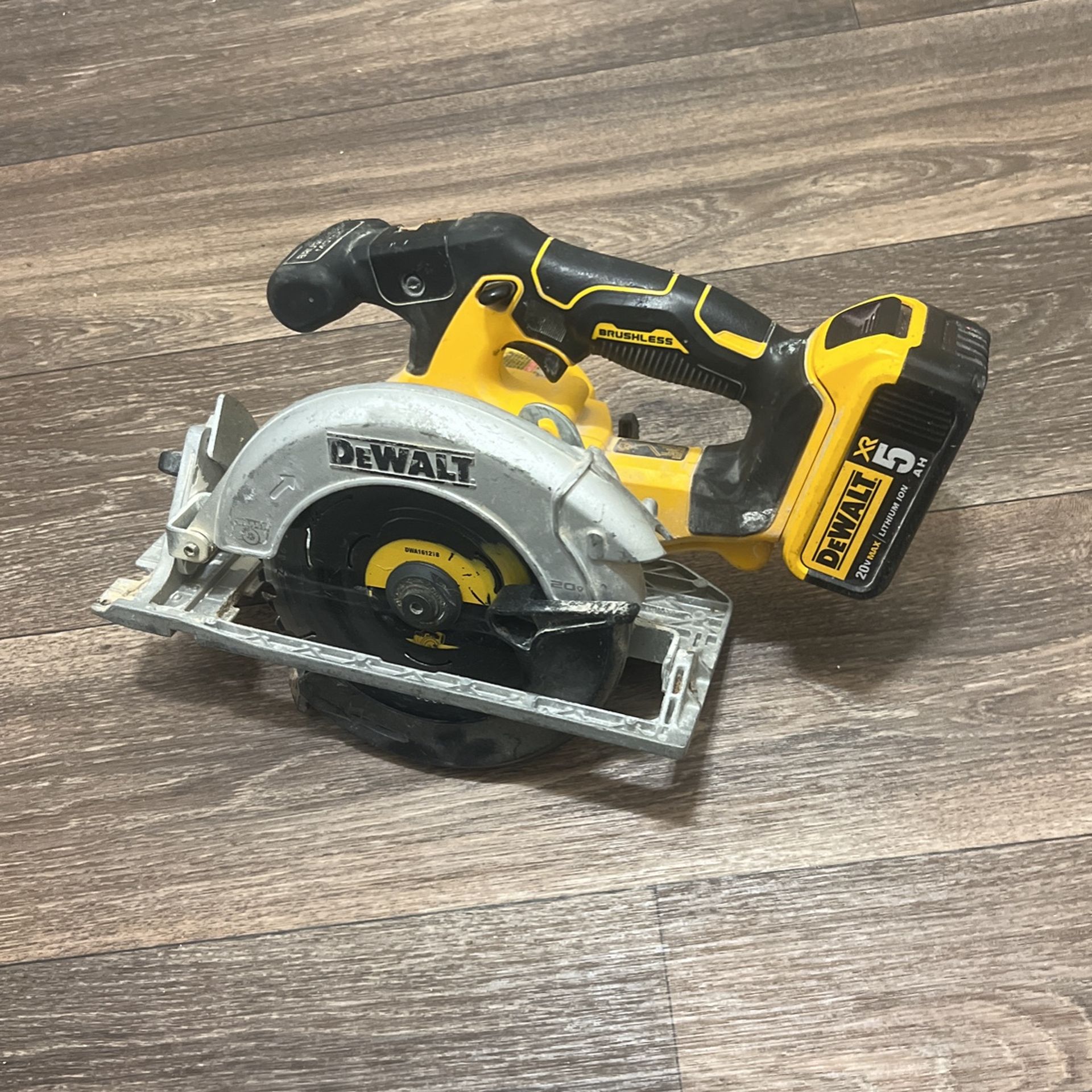 DeWalt DCS565P1 20V Max 6 1/2