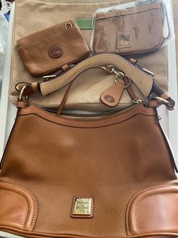 Dooney & Bourke Leather Pebble Grain Raina Hobo Bag Large with hand cluck and pouch $100