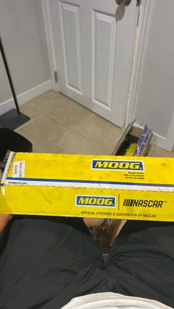 Hyundai Sonata Sway Bar Links (MOOG K750436 & K750437) – New Pair