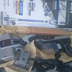 Shark UltraLight Pet Corded Stick Vacuum Cleaner - HZ255 / New Open Box