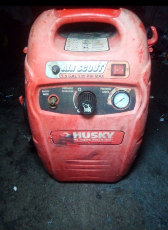 Husky 1.5 Gallon Air Compressor