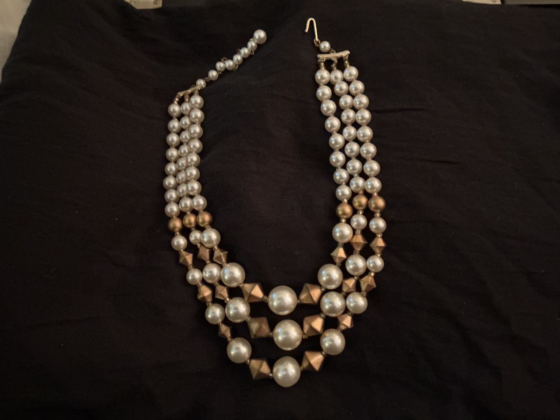 Costume Pearl Necklace. South Austin. Great for Mother’s Day!
