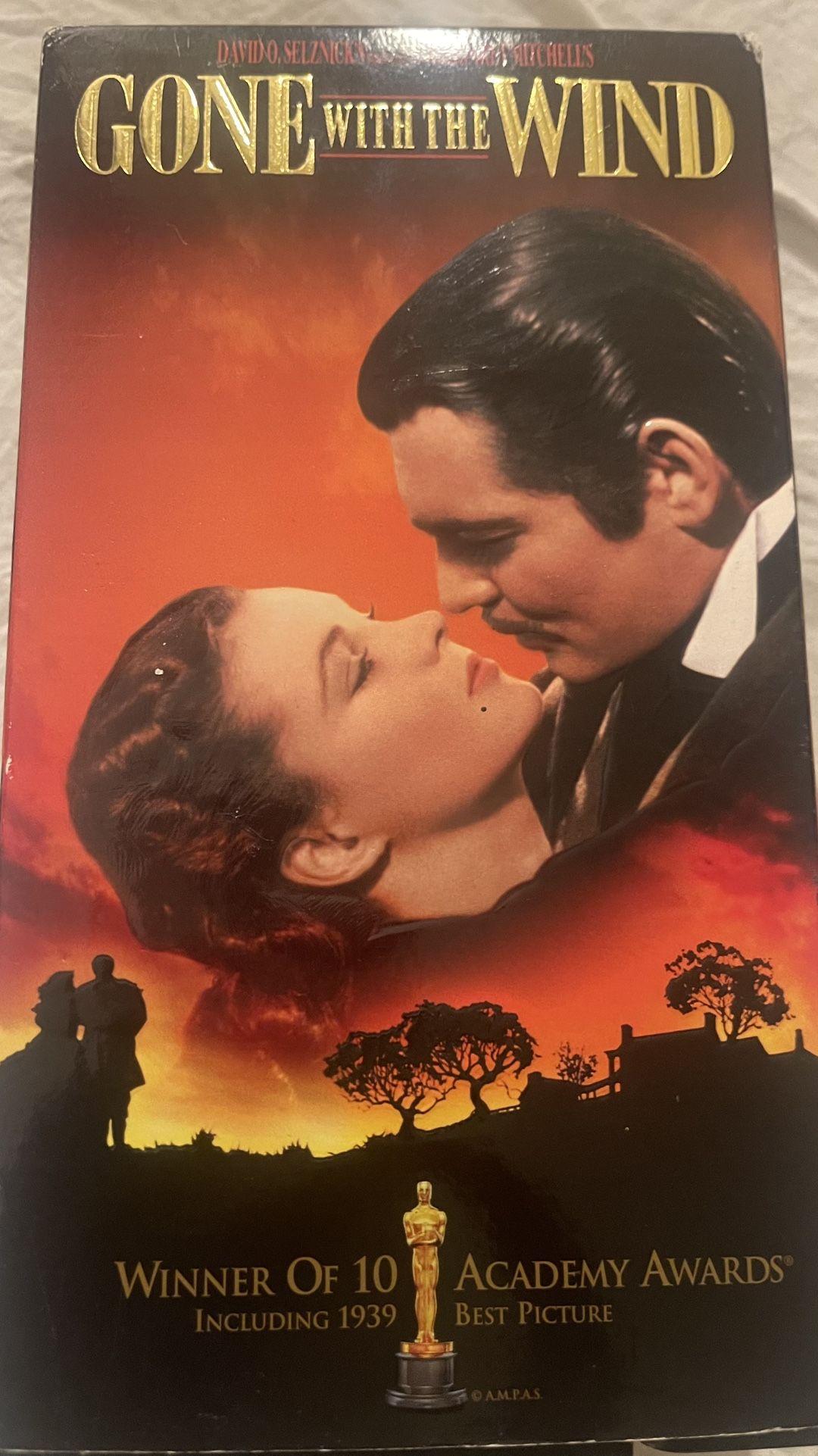 Classic 1939 Gone With The Wind VHS tape