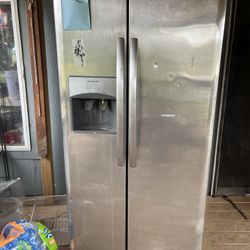 Frigidaire Refrigerator